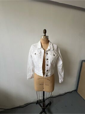 Calvin Klein Womens White Denim Trucker Jacket Cropped Size Medium